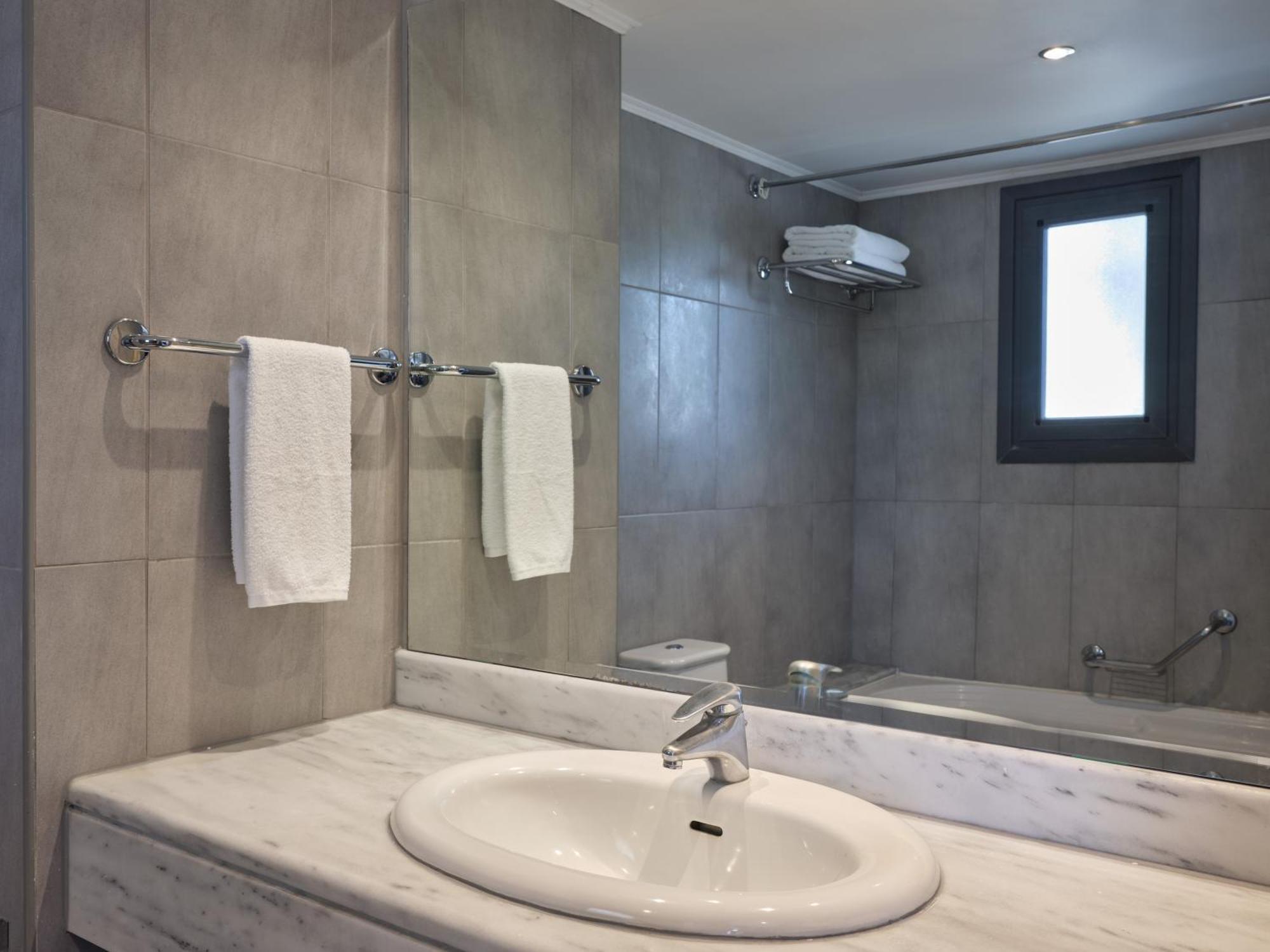 Atlantica Mikri Poli Rhodes Hotel Колимбия Екстериор снимка
